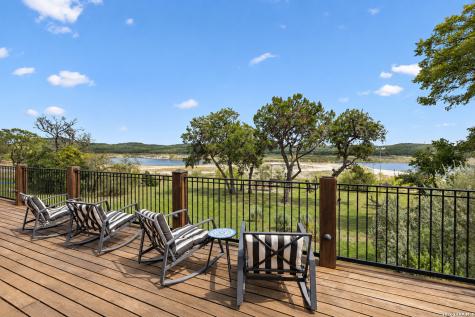 275 Lookout Drive Lakehills TX 78063