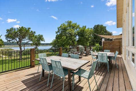 275 Lookout Drive Lakehills TX 78063