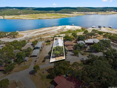 275 Lookout Drive Lakehills TX 78063
