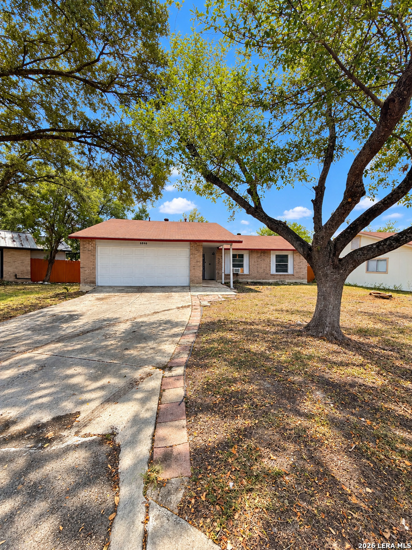 6846 Agua Calientes San Antonio TX 78239