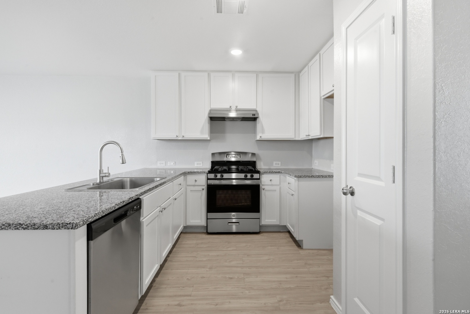 7211 Donkey Valley San Antonio TX 78252
