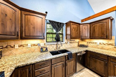 552 Jacobs Lane La Vernia TX 78121