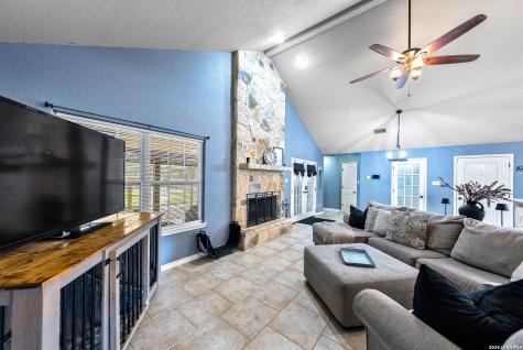 552 Jacobs Lane La Vernia TX 78121