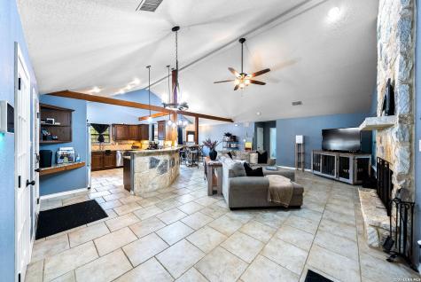 552 Jacobs Lane La Vernia TX 78121