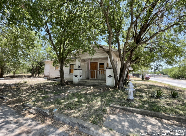 610 S Pine Street San Antonio TX 78203