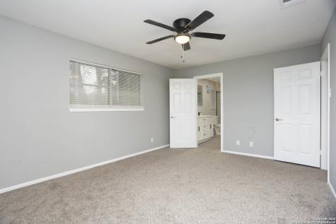 10406 Greenbay San Antonio TX 78230