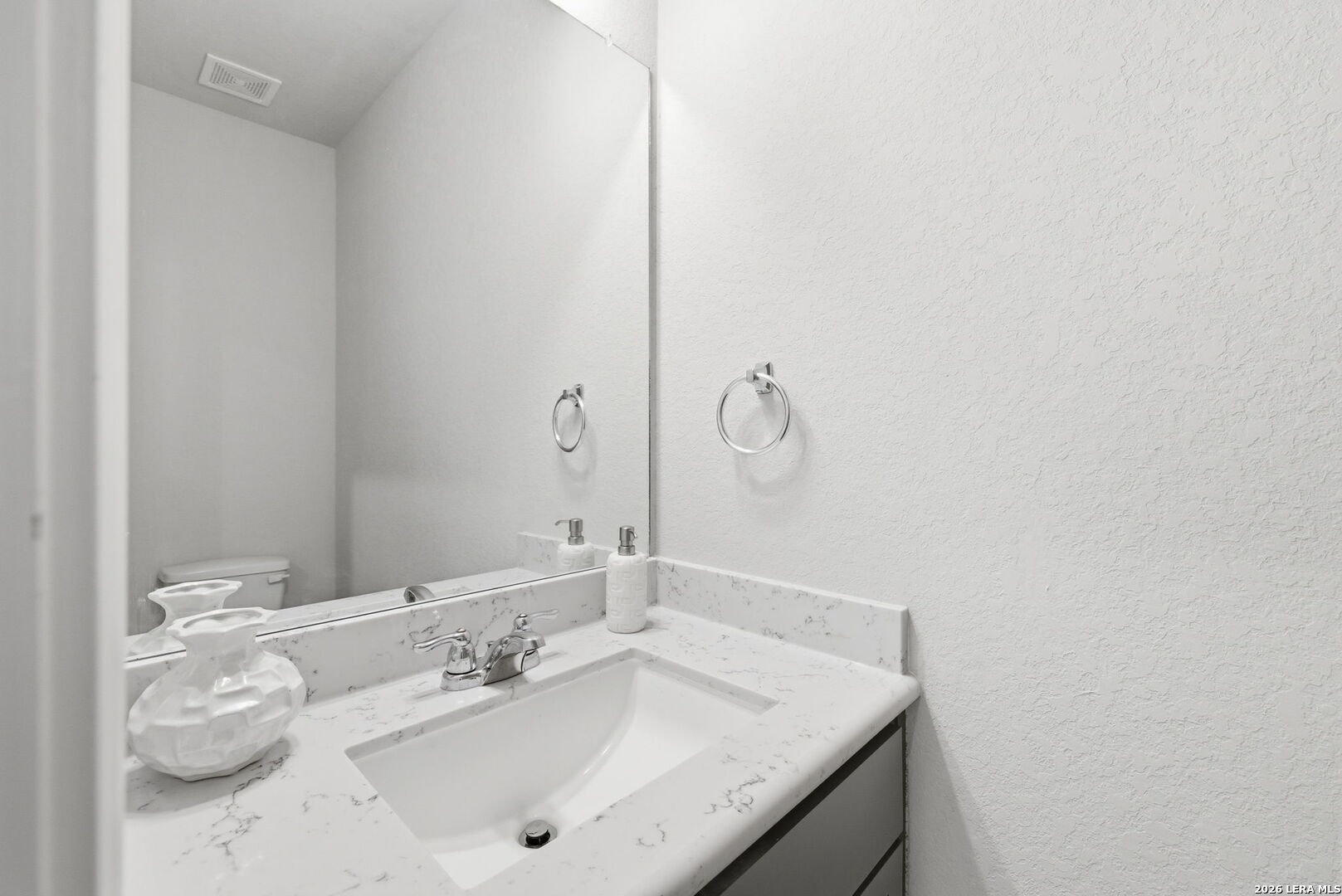 1634 Cheshire Bulverde TX 78163