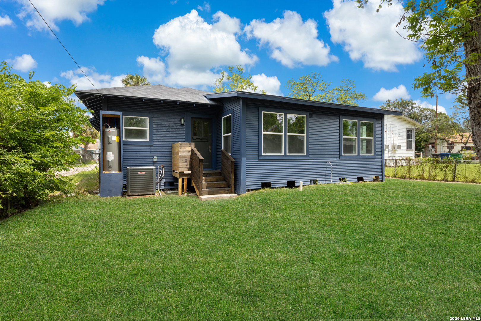 1144 Denver San Antonio TX 78210