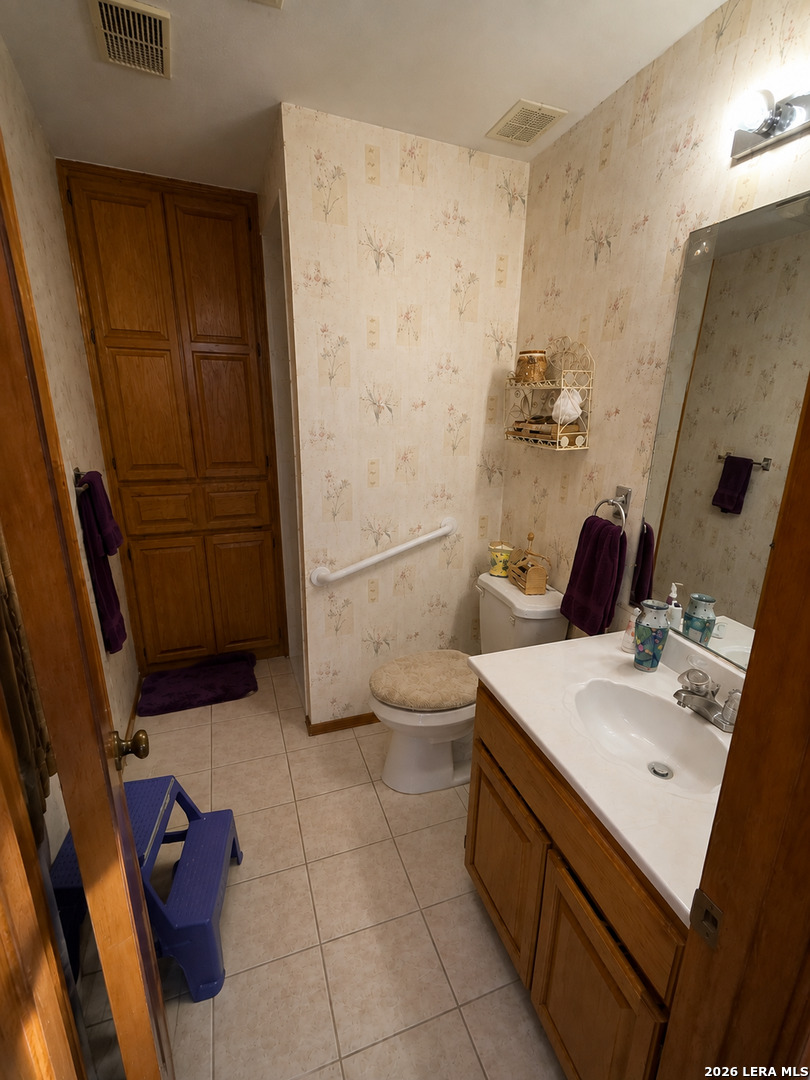 9334 Jorwoods Drive San Antonio TX 78250