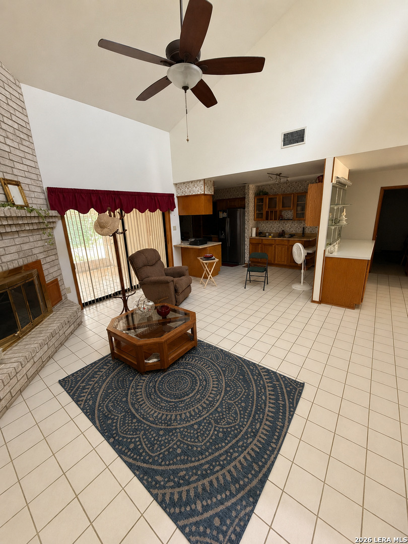 9334 Jorwoods Drive San Antonio TX 78250