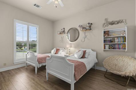 3230 Roan Way San Antonio TX 78259