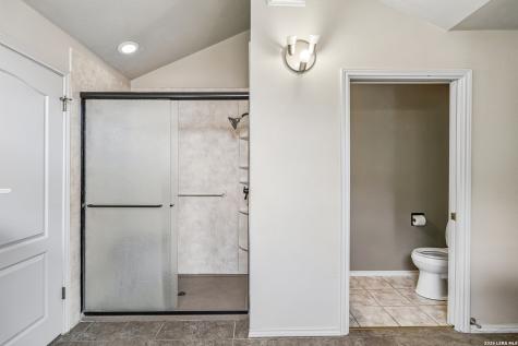 4125 County Road 251 Hondo TX 78861