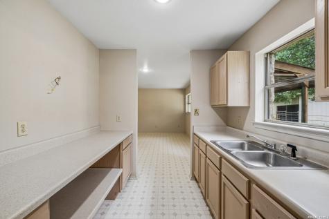 4125 County Road 251 Hondo TX 78861