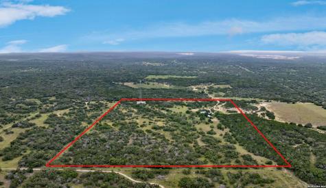 4125 County Road 251 Hondo TX 78861