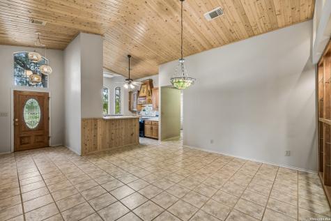 4125 County Road 251 Hondo TX 78861