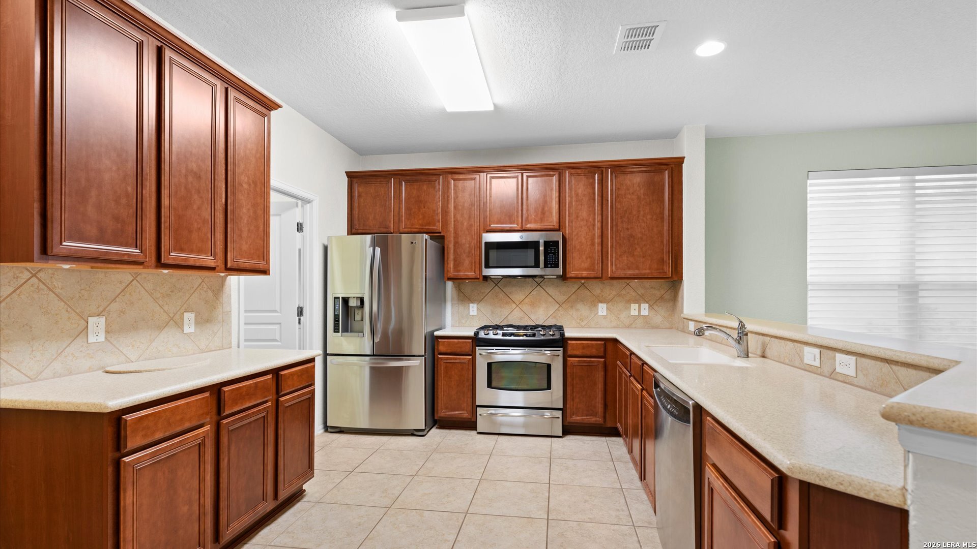 4534 Fort Boggy San Antonio TX 78253
