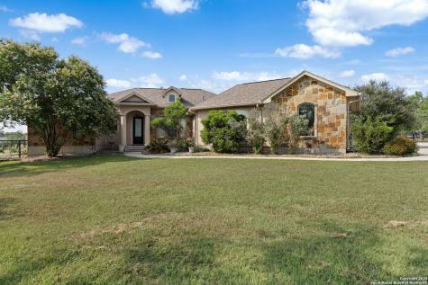 438 County Road 367 Hondo TX 78861