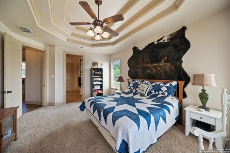 438 County Road 367 Hondo TX 78861
