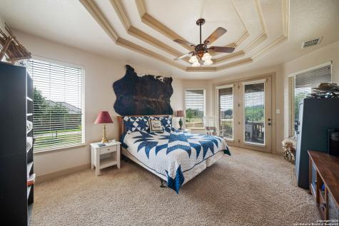 438 County Road 367 Hondo TX 78861