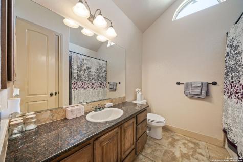 438 County Road 367 Hondo TX 78861