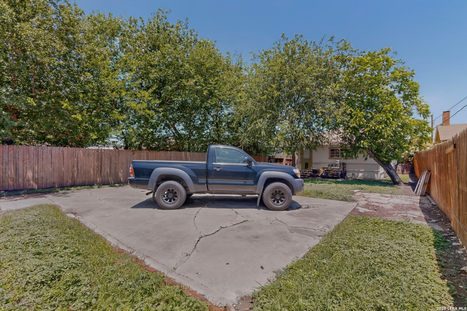 646 Canton San Antonio TX 78202