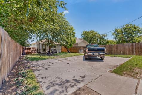 646 Canton San Antonio TX 78202