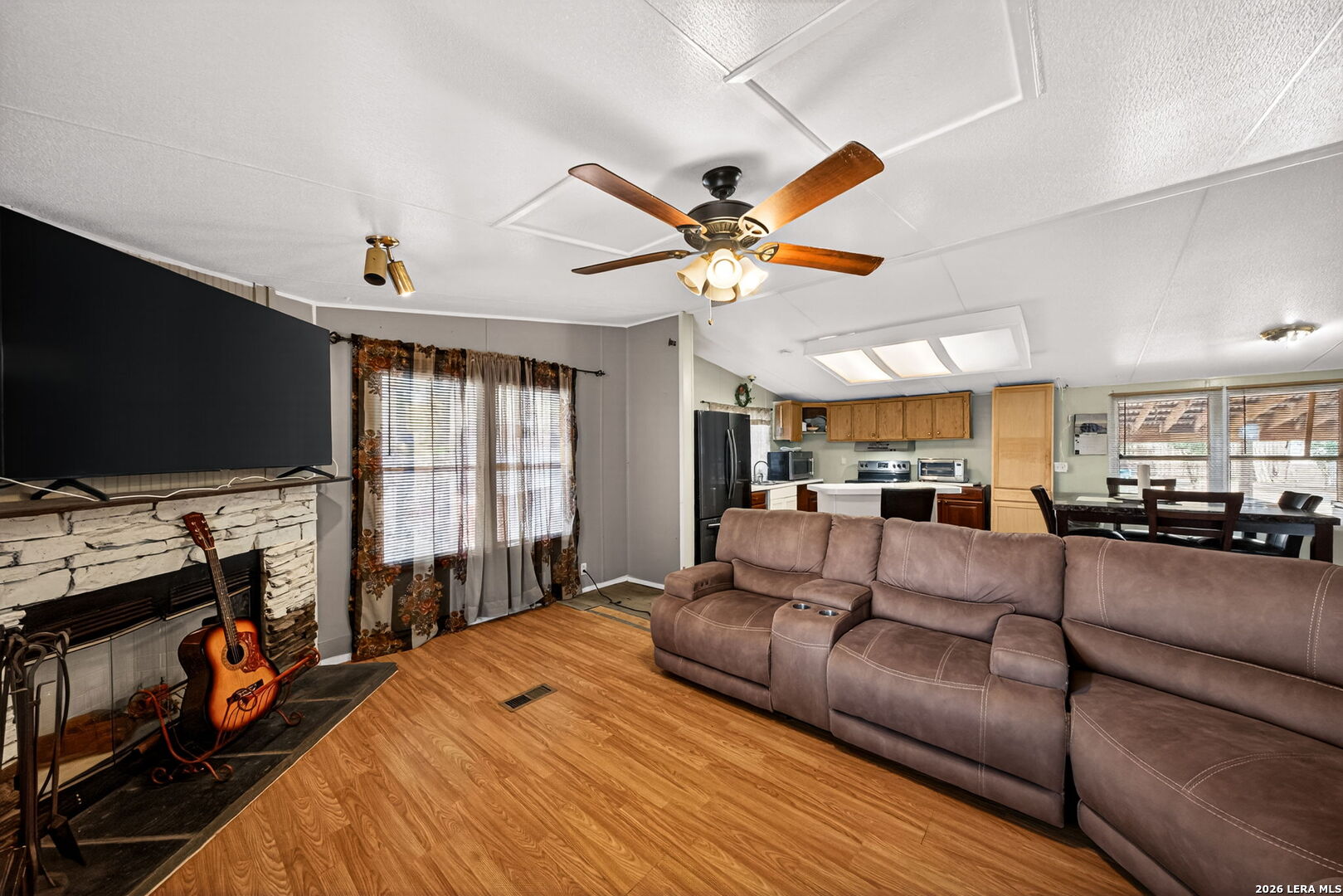 4203 Cotton Oaks Drive Elmendorf TX 78112