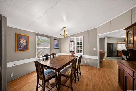 4203 Cotton Oaks Drive Elmendorf TX 78112