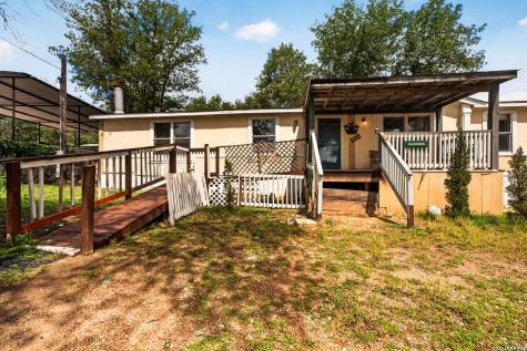 4203 Cotton Oaks Drive Elmendorf TX 78112