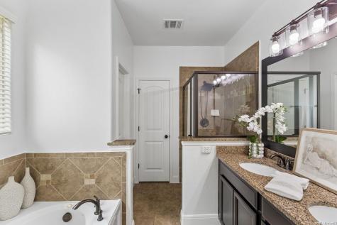 571 Calm Springs San Antonio TX 78260