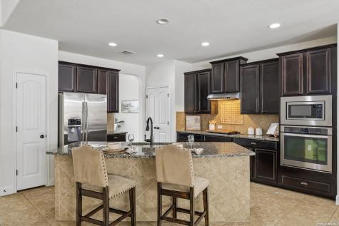 571 Calm Springs San Antonio TX 78260