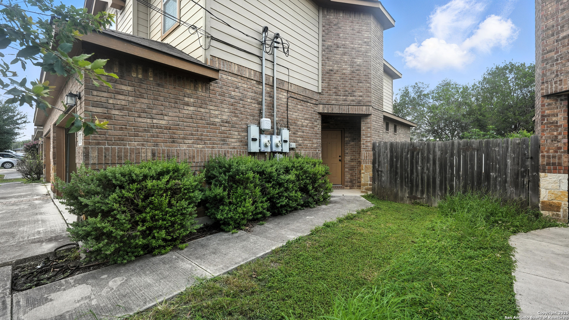 957/959 Floating Star New Braunfels TX 78130