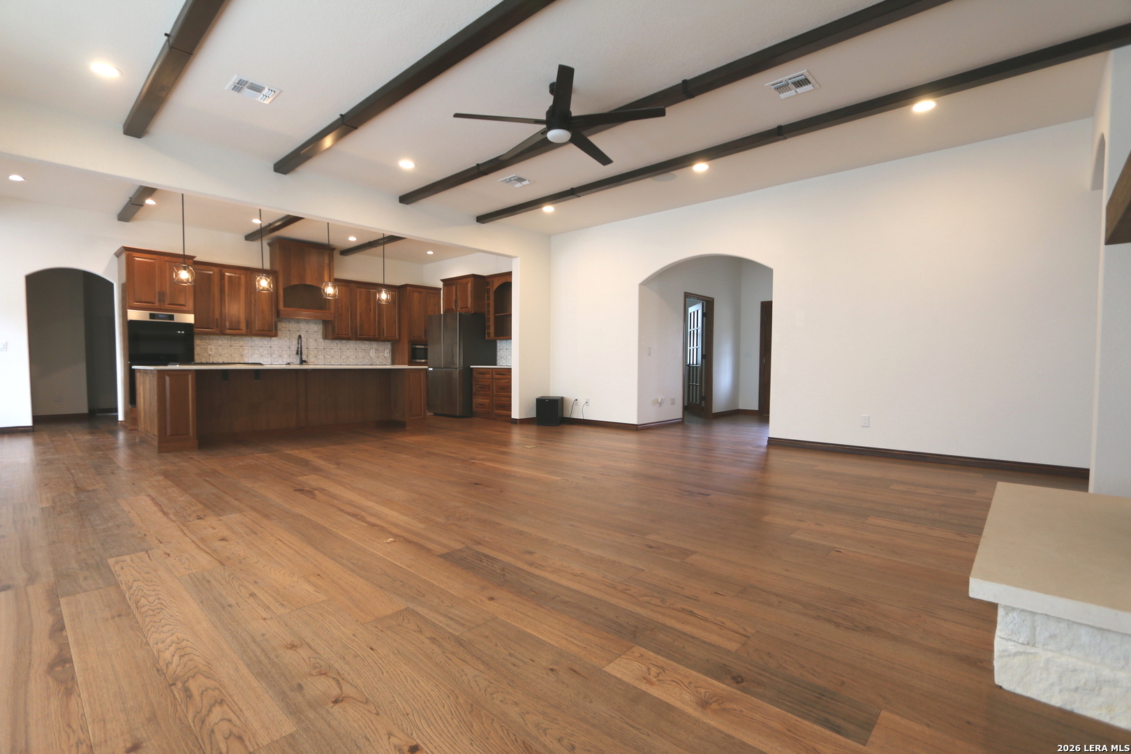 120 Western Way Adkins TX 78101