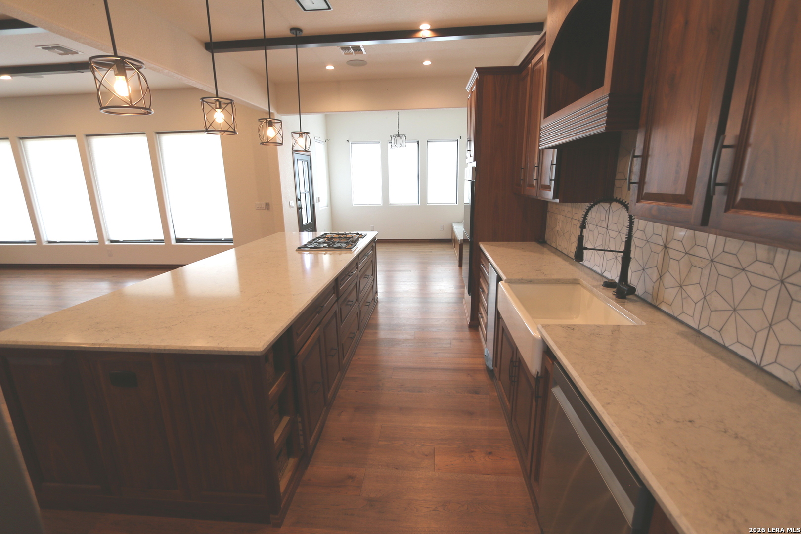 120 Western Way Adkins TX 78101