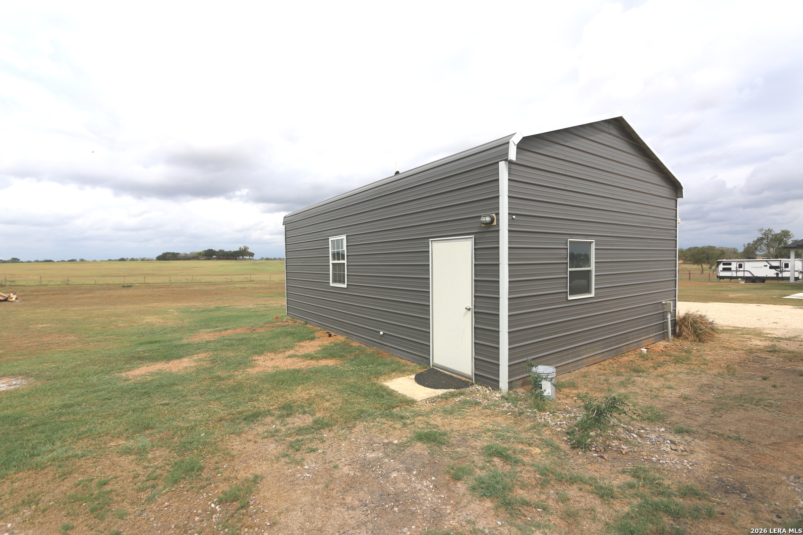 120 Western Way Adkins TX 78101