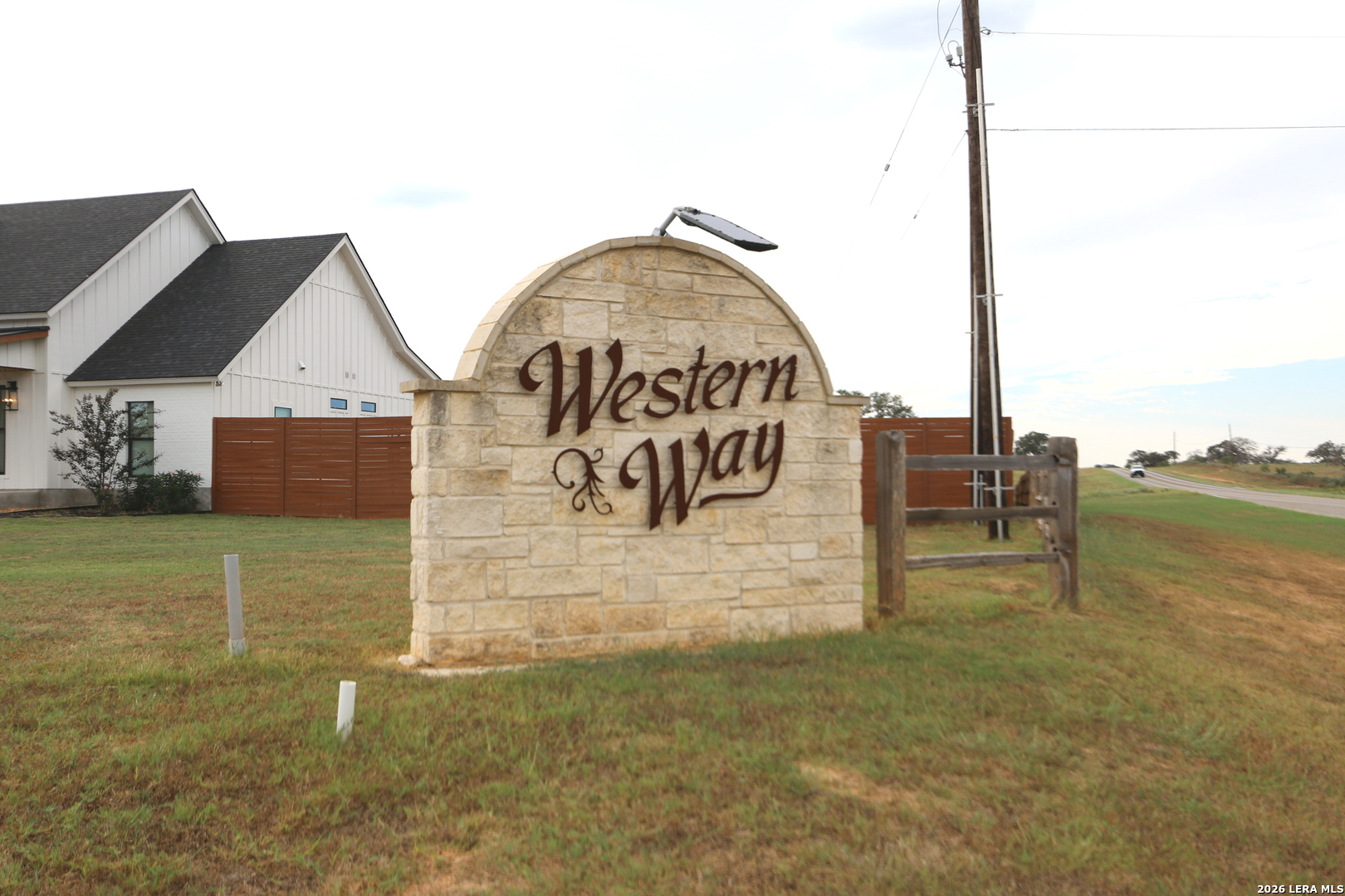 120 Western Way Adkins TX 78101