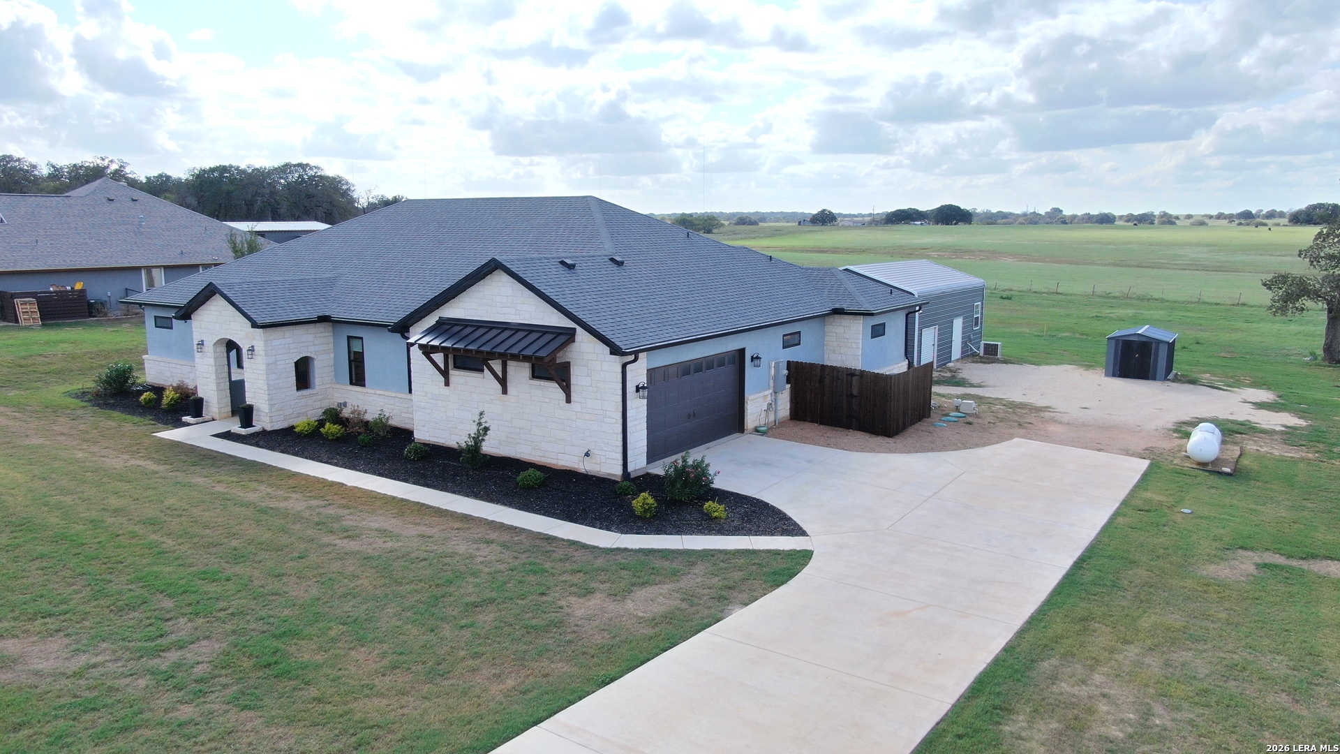 120 Western Way Adkins TX 78101