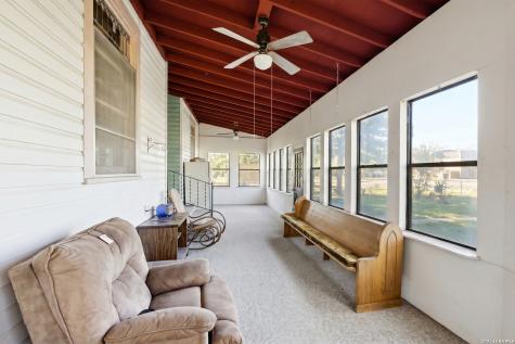 1028 Jefferson Street Kerrville TX 78028