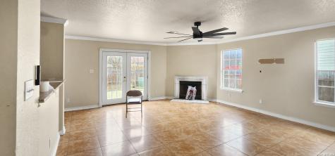7927 Colonia San Antonio TX 78254