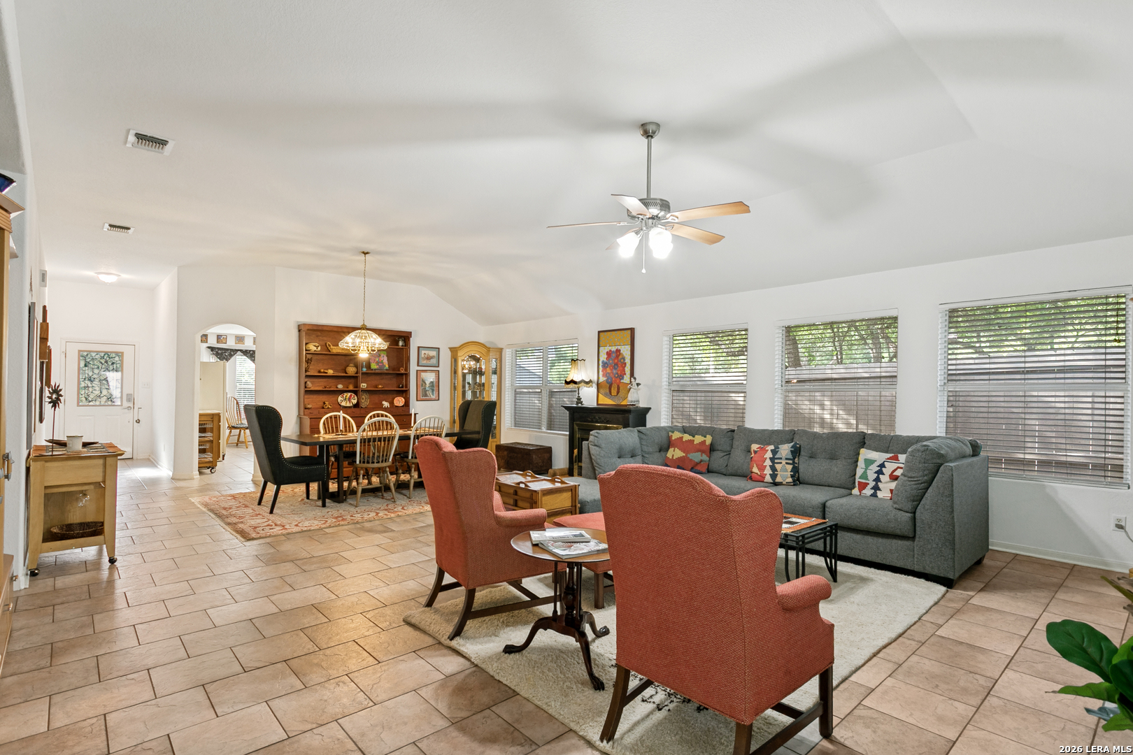 10 Oakwell Farms Parkway San Antonio TX 78218