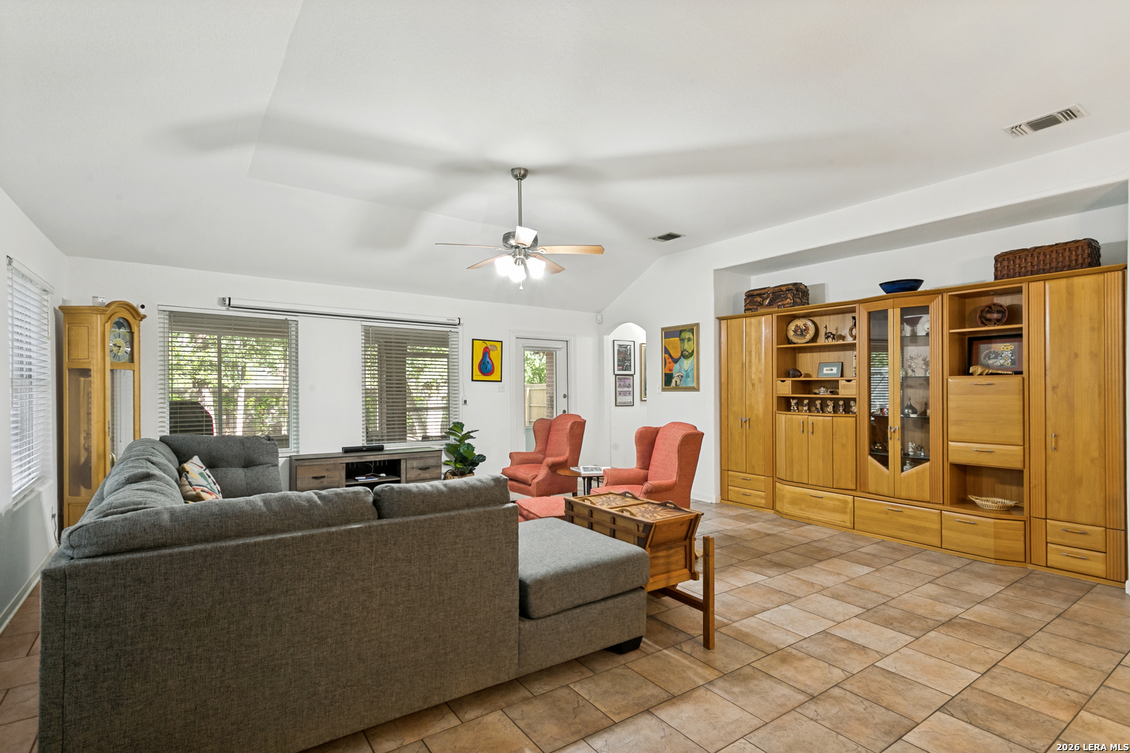10 Oakwell Farms Parkway San Antonio TX 78218