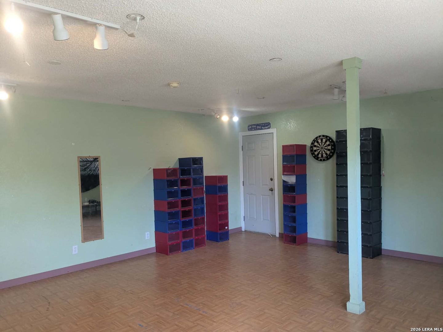 9018 Island View Street San Antonio TX 78242