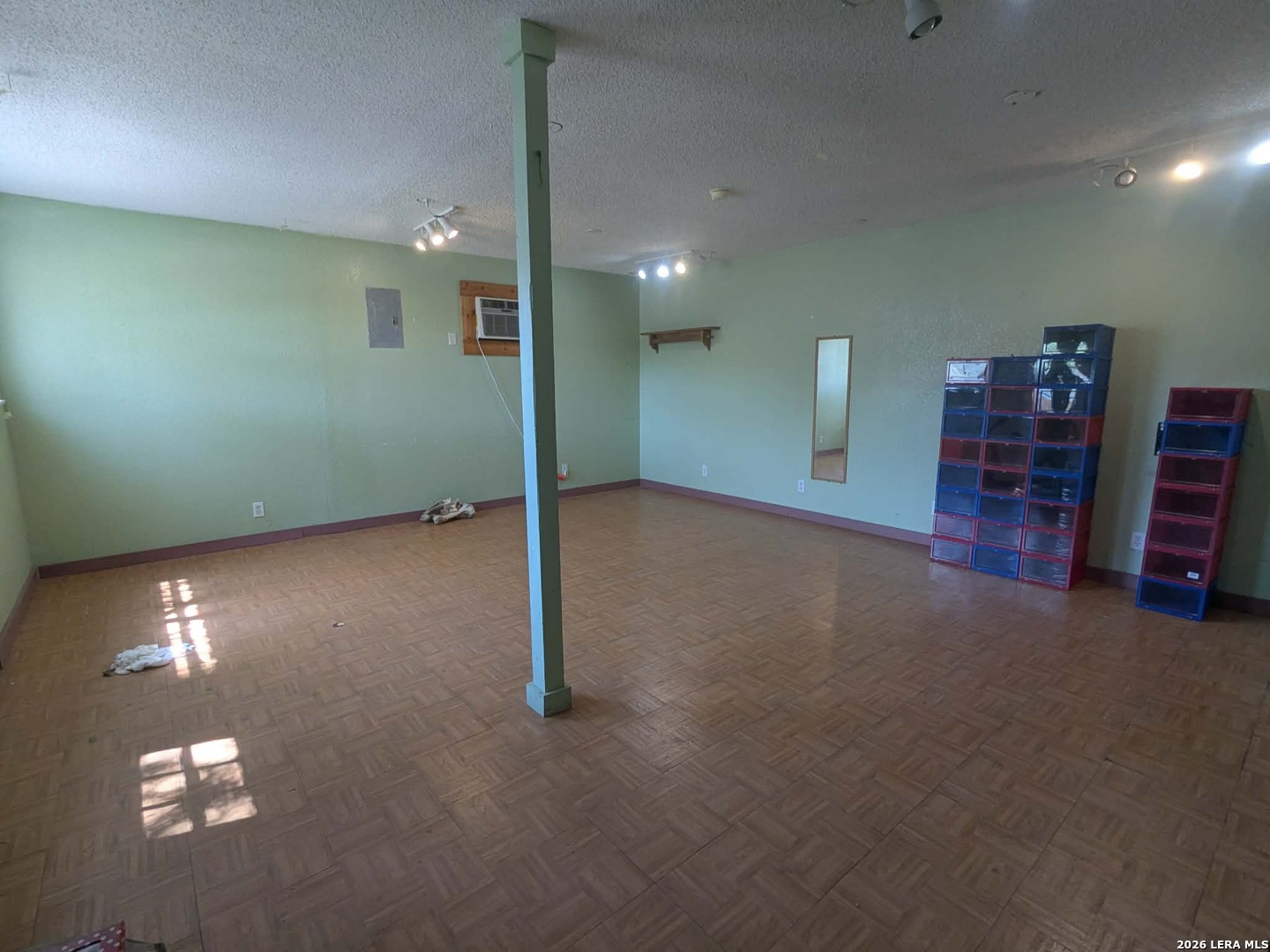 9018 Island View Street San Antonio TX 78242