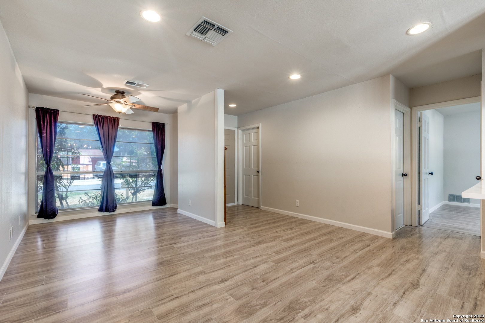9018 Island View Street San Antonio TX 78242