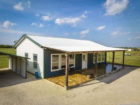 1940 Lower Seguin Road Marion TX 78124