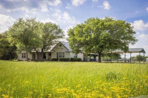 1940 Lower Seguin Road Marion TX 78124