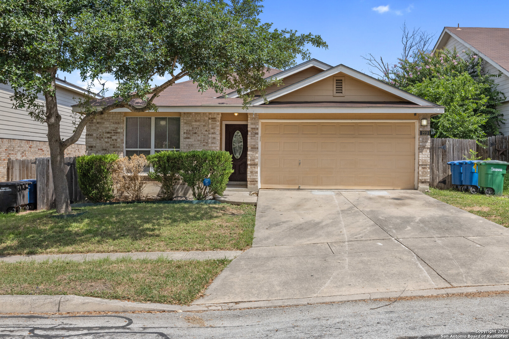 223 Riders Walk San Antonio TX 78227