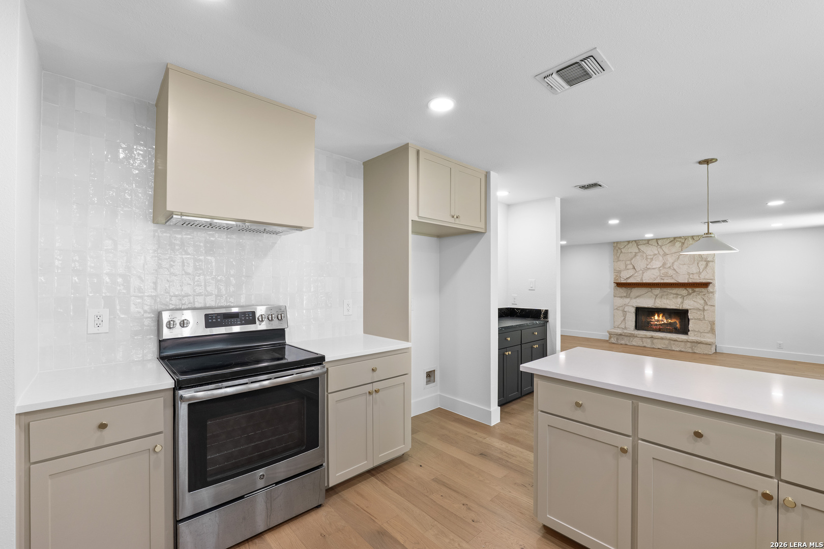 2215 Oak Ranch San Antonio TX 78259