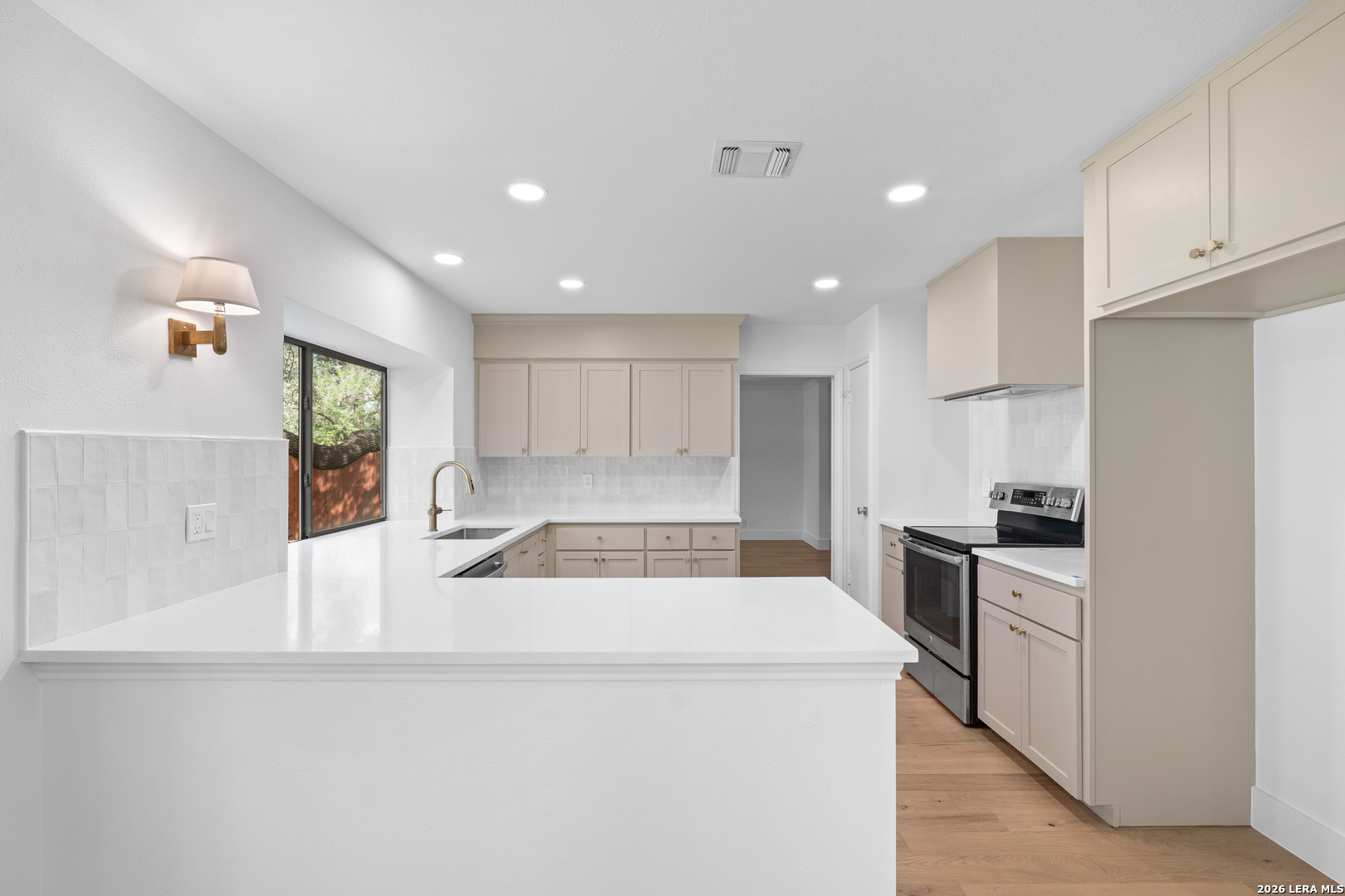 2215 Oak Ranch San Antonio TX 78259