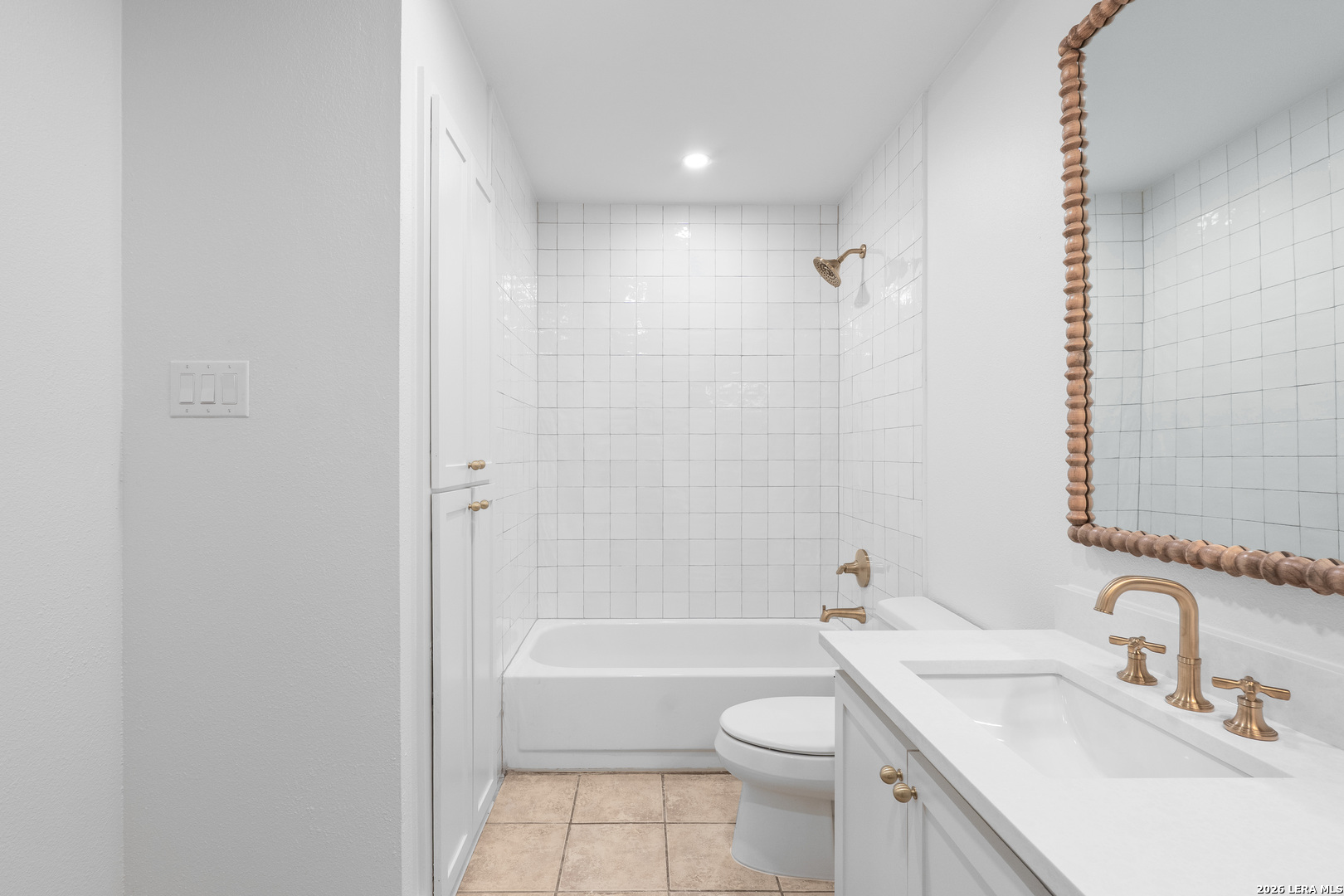2215 Oak Ranch San Antonio TX 78259